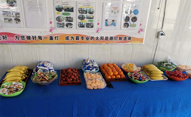 關心愛護全體員工 團結拼搏爭取